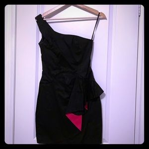 ❣️2 for $35❣️ Black mini dress, one shoulder